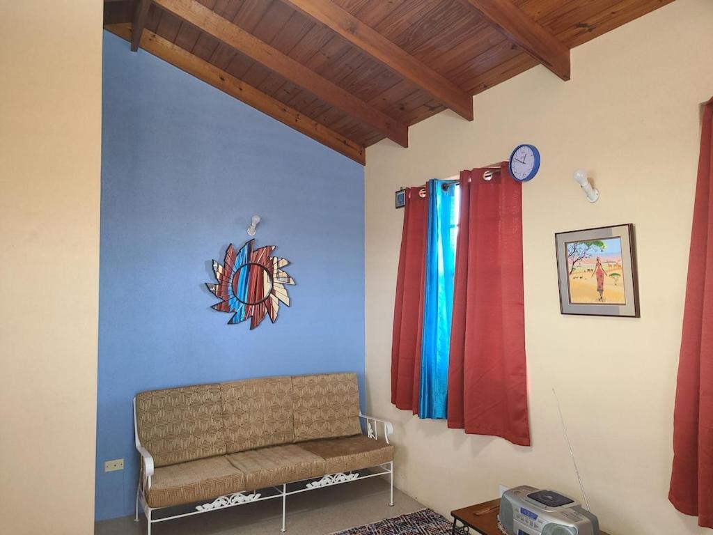 הוילה ברידג'טאון Donamae 2 Story Barbados House מראה חיצוני תמונה