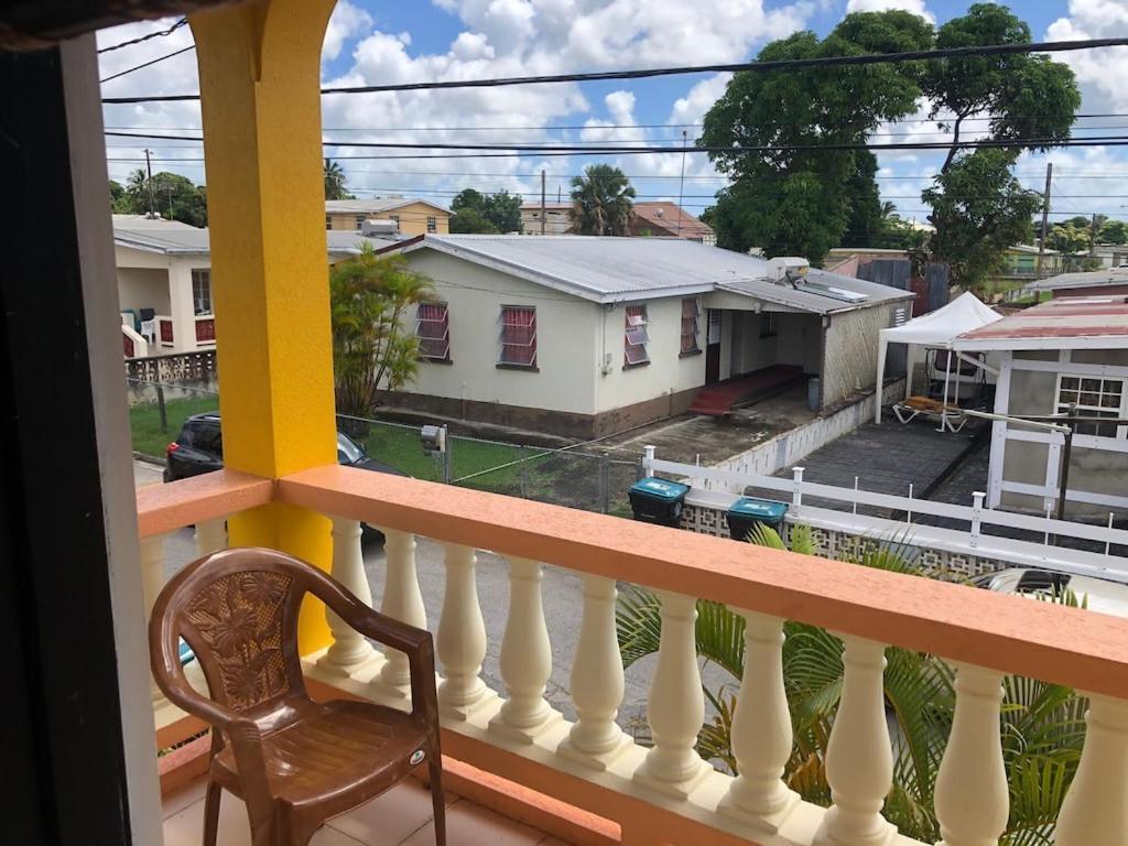 הוילה ברידג'טאון Donamae 2 Story Barbados House מראה חיצוני תמונה